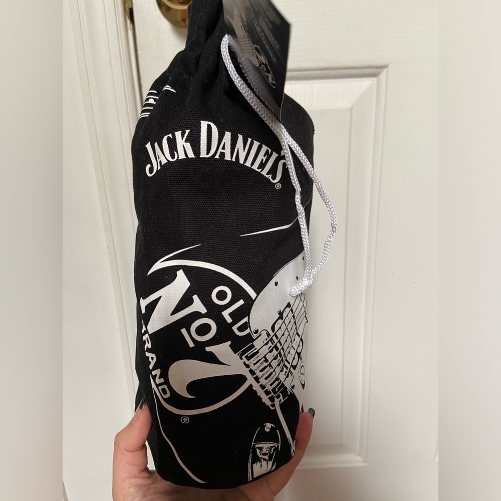 Jack Daniels Cinch Sak NWT. Music Series yr 2 of 3 (2020/2021)